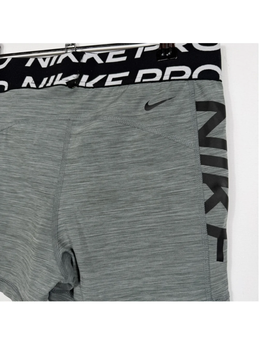 Nike Gray Pro Dri-FIT Athletic Gym Compression Shorts Women's Size Large